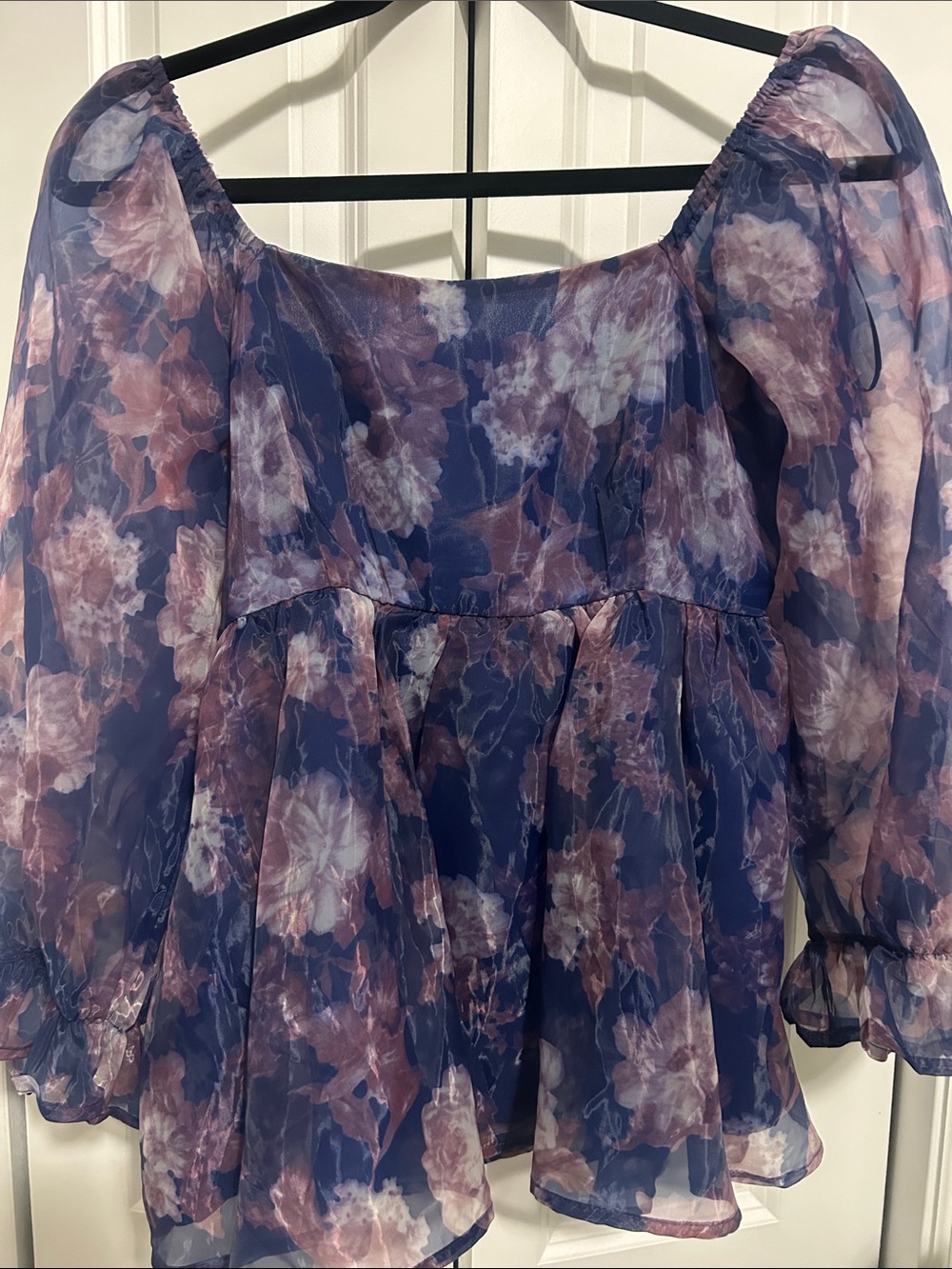 entro Navy & Mauve Sheer Floral Peplum Blouse